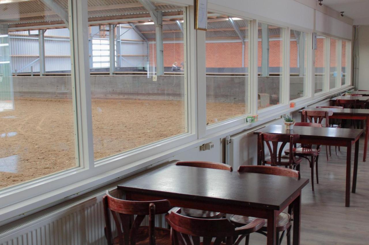 Manege Sanninghoeve B&B Oudega  Екстер'єр фото